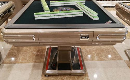全自动湟中湟中麻将桌在家庭娱乐空间中的应用与选购指南